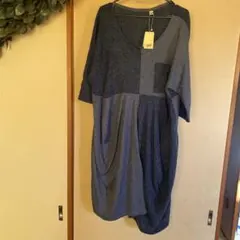新品　変形チェニックニットのサムネイル
