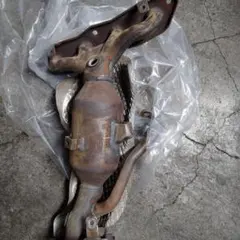 アクア　NHP10 触媒のサムネイル