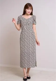 2025年最新】herlIpto チェリーワンピース ベージュの人気