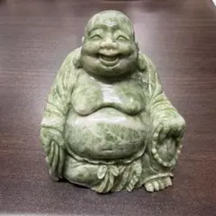 天然石ミニ仏像 玉石？翡翠？ 置物 仏教美術 重さ:88g 箱付。素材不明。 天然石ミニ仏像 玉石？翡翠？ 置物 仏教美術 重さ:88g 箱付
