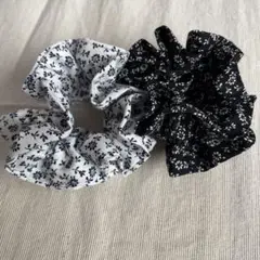 ⭐︎ハンドメイド⭐︎シュシュ　小花柄