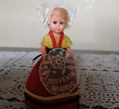 ベルギーの伝統衣装人形ビンテージ品