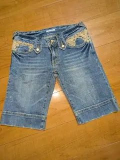 激レア✨️ウィルセレクション デニムショートパンツ レース刺繍のサムネイル