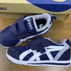 アシックス　スクスク　新品未使用品　16.0センチ