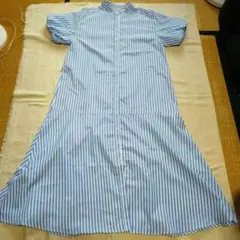 青と白のストライプ 半袖シャツワンピース　たっぷり目のМサイズ