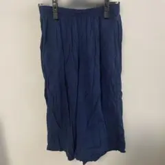 ユニクロ　ネイビーガウチョパンツ