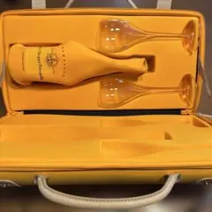 Veuve Clicquot シャンパングラス ボトルカバー ケースのサムネイル