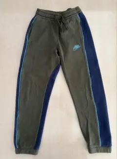 Nike ジャージパンツ オリーブグリーン　140/60