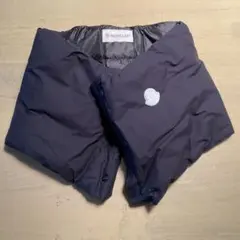 Moncler HYKE ネイビー ダウンマフラー 収納バッグ付き 2026年最新】hyke ダウン monclerの人気アイテム - メルカリ