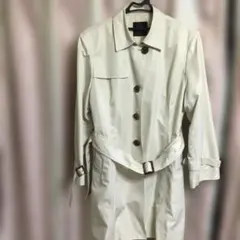 アイボリー トレンチコート 長袖 ベルト付き