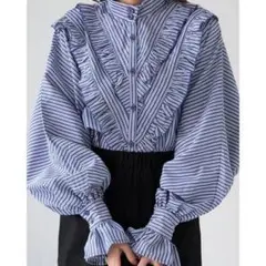 美品 &. NOSTALGIA 【ZOZO限定】先染めストライプフリルブラウス