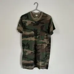 80sヴィンテージtシャツ 迷彩　USARMY 前ポケ　 USA製袖口シングル