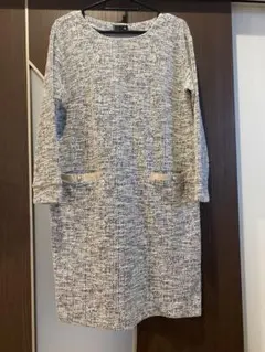 ネイビーとホワイトのツイードワンピース