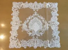 ヴィヴィアン ドイリー ホワイト