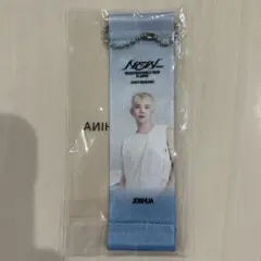 seventeen ジョシュア　キーホルダー　カプセルトイ　フラッグキーホルダー