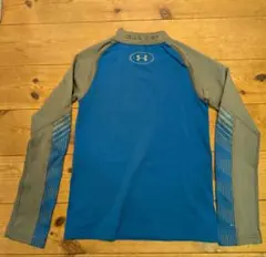 ⭐︎美品⭐︎Under Armour 長袖アンダーシャツ YSMサイズ ネイビー