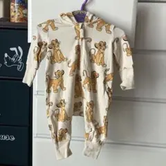 H&M シンバ柄ロンパース