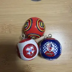 ワールドサッカーボール キーホルダー 3個セット