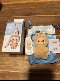 PIN FOR LOVE THE MONSTERS ラブブ イニシャル S