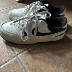 NIKE スニーカー ホワイト ブラック