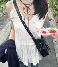 ボヘワンピース　ホワイトフリルキャミソール レイヤード