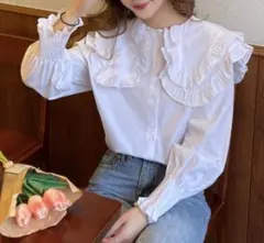 SHEIN フリル襟付きブラウス