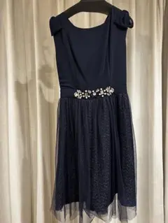 ネイビーブルー エンブレム付きドレス