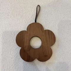 Bjork ビヨルク KUKKA お花のカッティングボード まな板 北欧雑貨