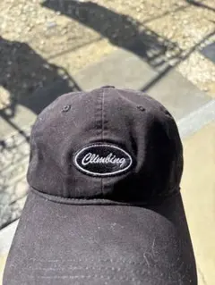 NIKO AND…Climbing 刺繍ロゴ ベースボールキャップ 黒