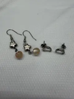 フックピアスとスタッドピアスのセット