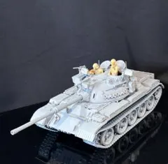 タミヤ製1/35 イスラエル軍ティラン5戦車　未塗装完成品