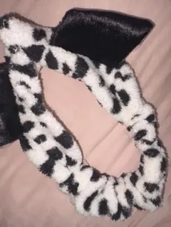 ヒョウ柄カチューシャ 黒リボン付き