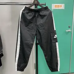 美品‼️NIKE シャカシャカパンツ　ウィメンズ ナイロンパンツ ブラック