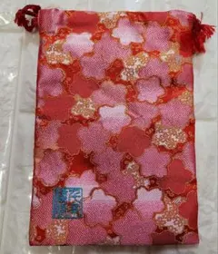 和柄　巾着　桜模様　花柄　赤　レッド