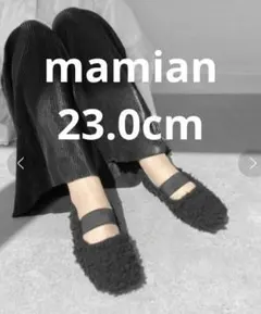 黒 フラットシューズ