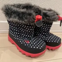 子ども用スノーブーツ 黒/赤/白の水玉模様