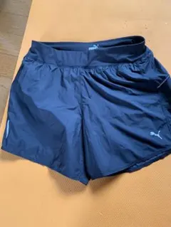 PUMA 黒 Mサイズ ショートパンツ