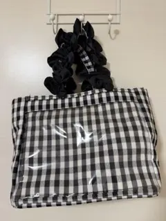 ザッカマート A4多機能2WAYハンドルフリルトートバッグ