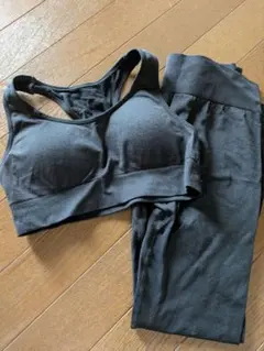 GU ヨガウェア セットアップ ブラック　Sのサムネイル