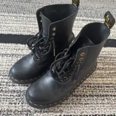 ドクターマーチン レディースブーツ