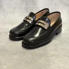 美品　グッチ　GUCCI (4B) 革靴　レザーローファー　シルバープレート　黒