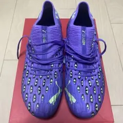 日本未発売　サッカースパイク　プーマ　フューチャー　キャッツアイ
