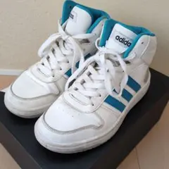 adidas ホワイト/ブルー ハイカットスニーカー キッズ 23cm