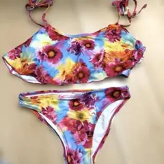 ROXY mika ninagawa ビキニ セパレート 水着 花柄のサムネイル