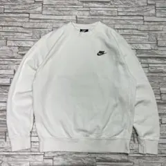 に*ん様 NIKE スウェット ホワイト ワンポイント刺繍 スウォッシュ Sサイ