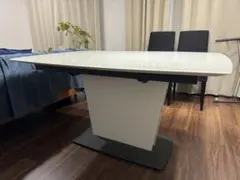 BoConcept（ボーコンセプト）ダイニングテーブルMILANOミラノ