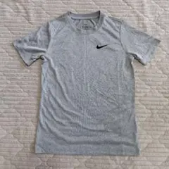 NIKE　ドライフィットTシャツのサムネイル