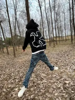 グラフィック ブラック パーカー