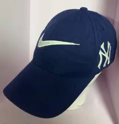 90sスナップバックNikeビンテージMLBキャップ　ヤンキース　古着