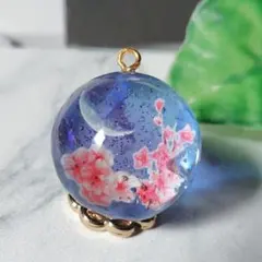 20.リバーシブル　桜と月のレジンペンダント